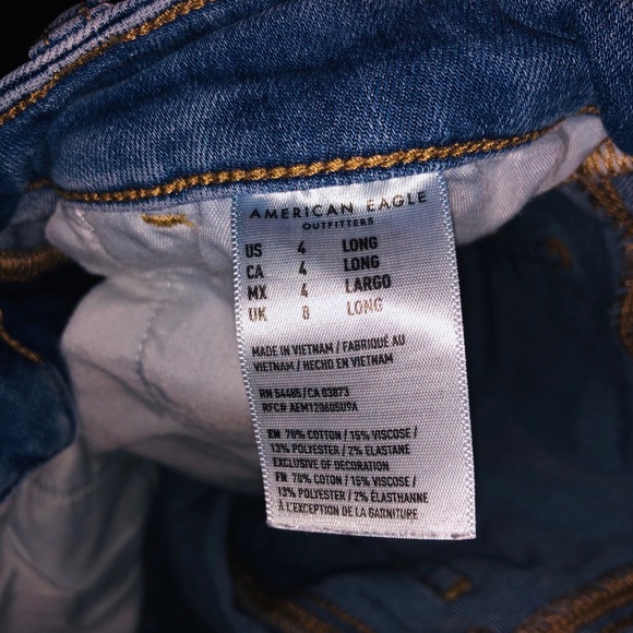 Shorts - Picture 3 of 3